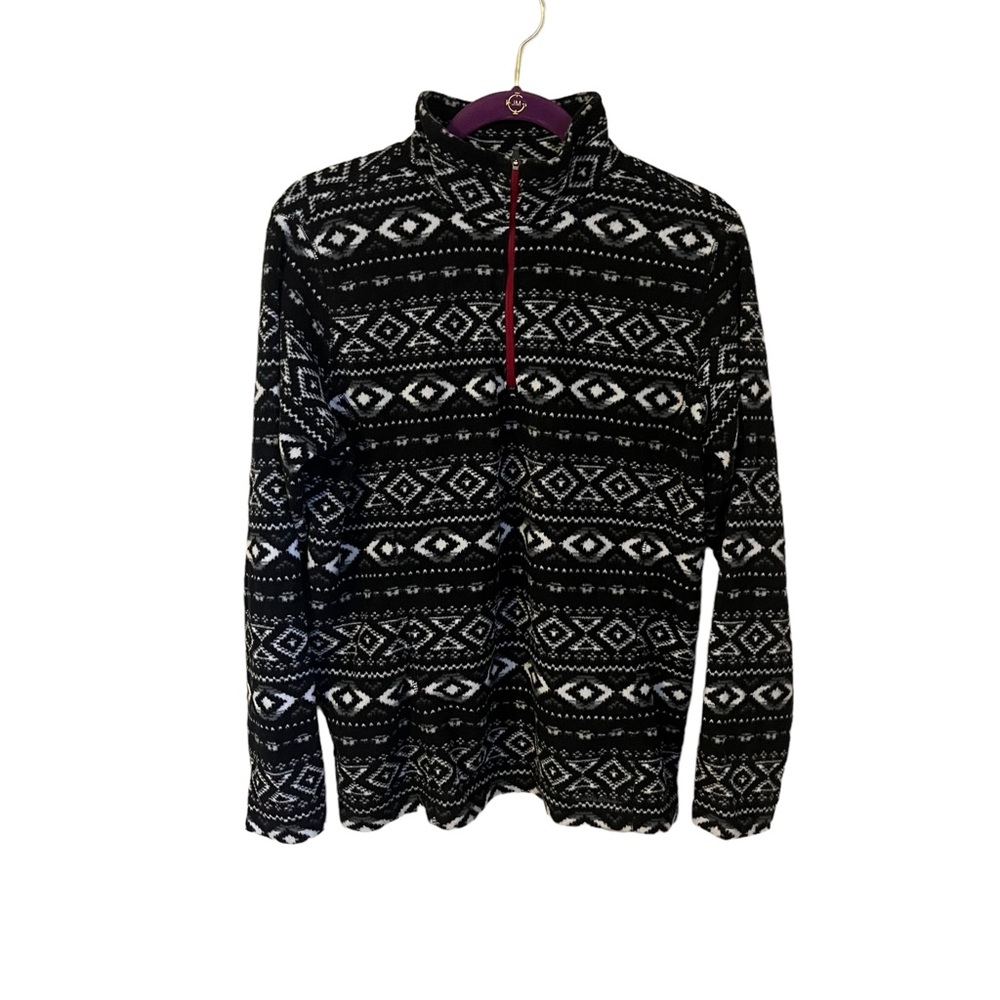 Cozy Eddie Bauer Fleece Size Large. Perfect for Winter!